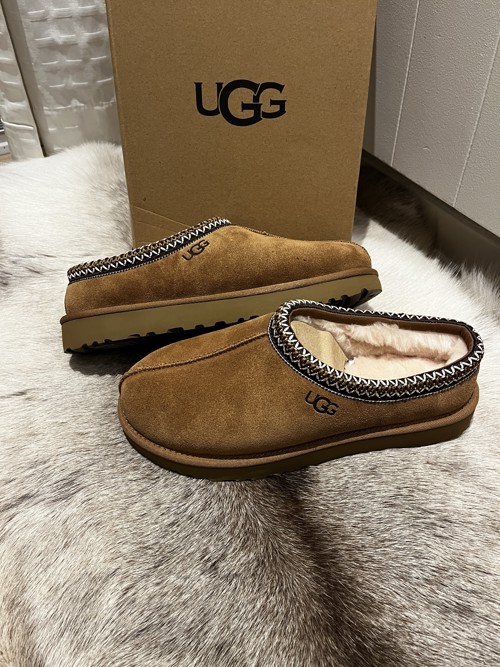 UGG Tasman Chestnut