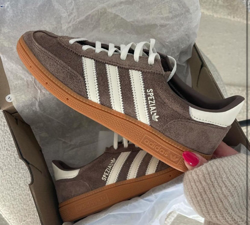 Adidas Handball Spezial Earth Strata / Off White / Gum