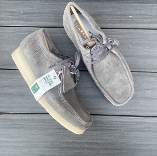 Clarks Wallabee Dark Grey Suede