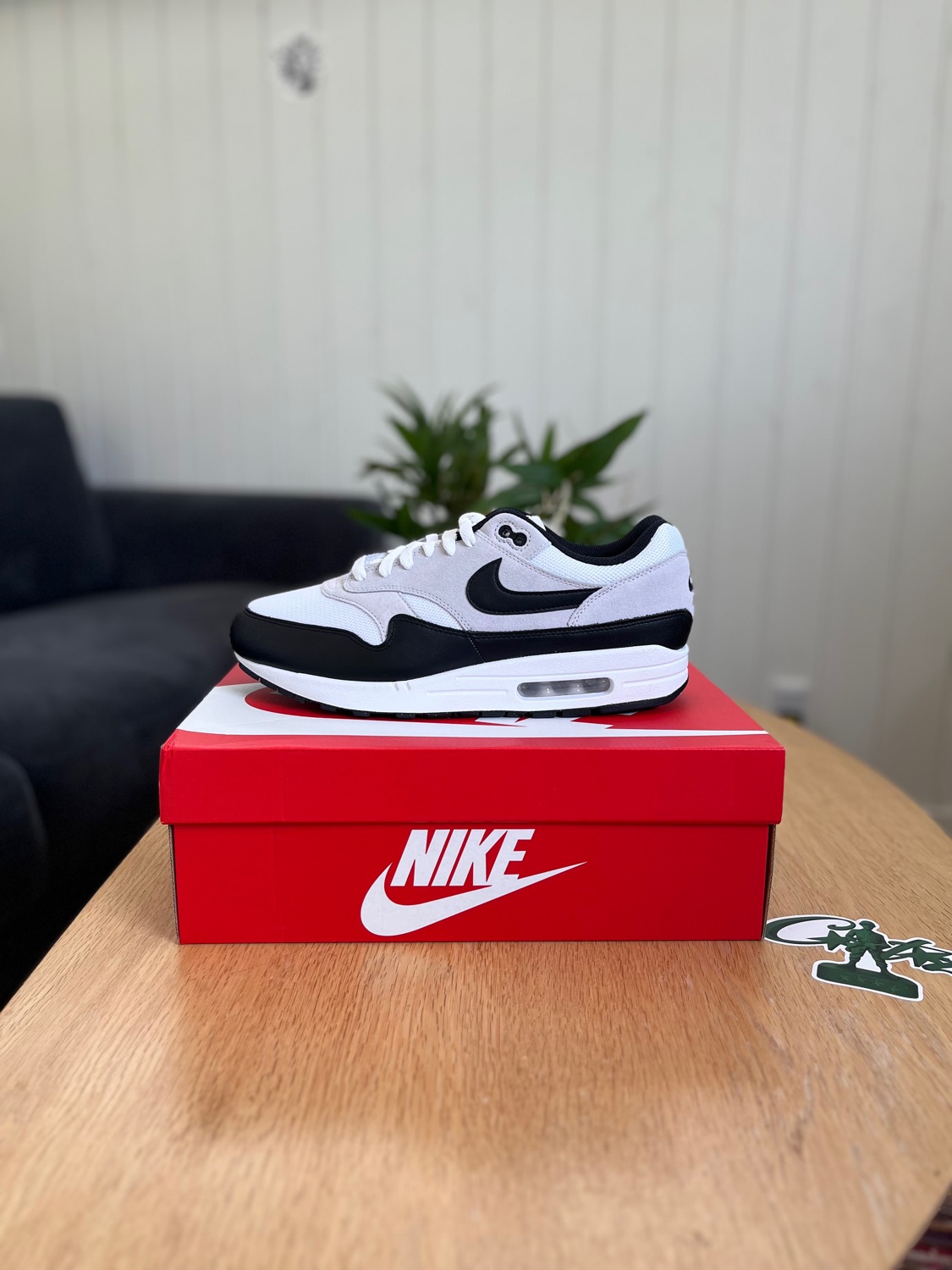Nike Air Max 1 White Pure Platinum Black