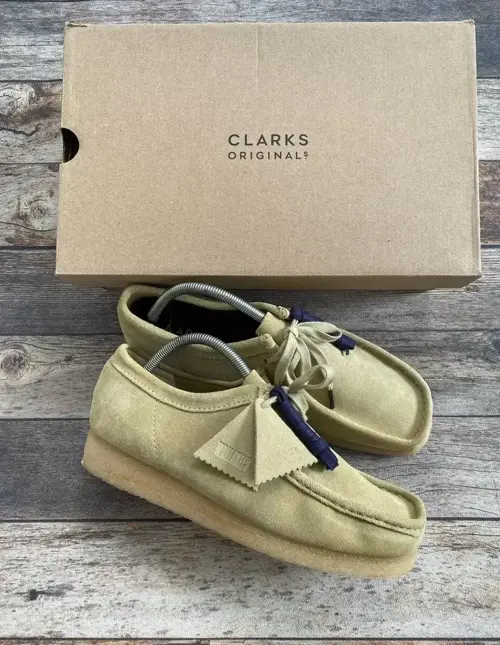 Clarks Wallabee Maple Suede