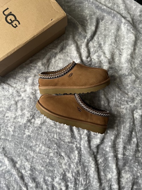 UGG Tasman Chestnut