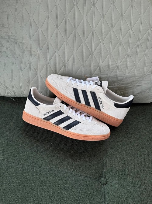 Adidas Handball Spezial Aluminium / Core Black / Cloud White